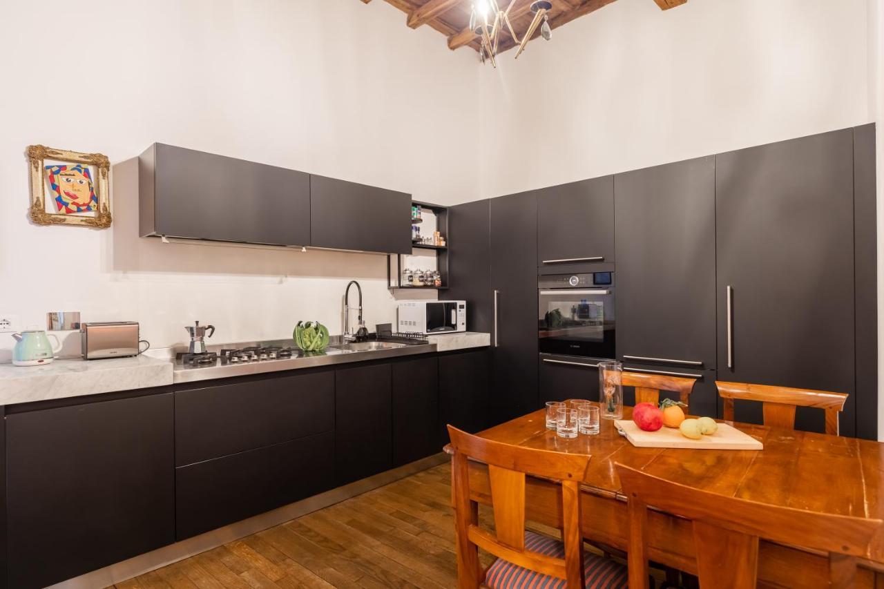 Ferienwohnung Chic And Style In Historical Via Giulia Rom Exterior foto