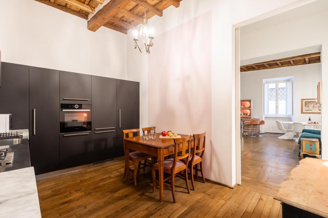 Ferienwohnung Chic And Style In Historical Via Giulia Rom Exterior foto